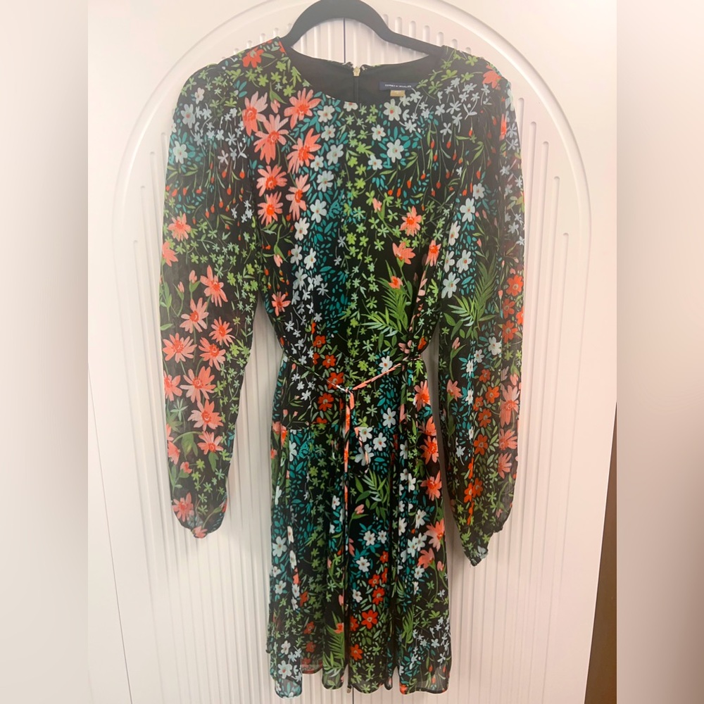 Tommy Hilfiger floral dress worn once! Size 4
